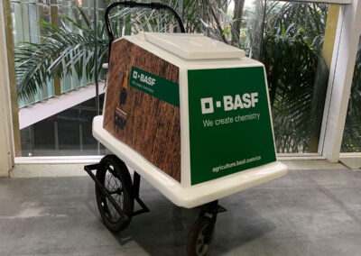Alquiler de Carritos Personalizados con la Marca de tu Empresa. Paletas Publicitarias, Paletas Artesanales, Paletas de Fruta.